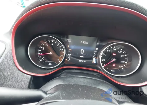 2019 Jeep Compass Trailhawk 4X4 from USA, damaged, VIN 3C4NJDDB7KT727762